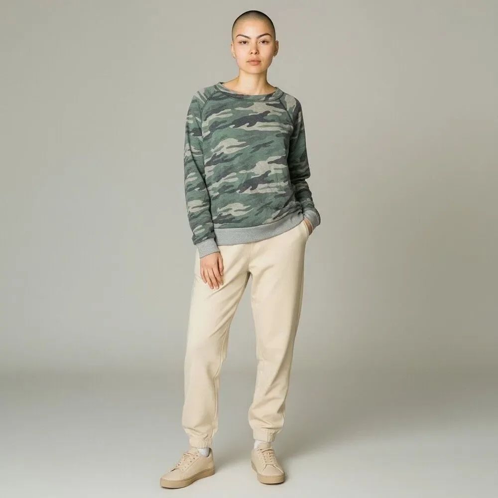 Green gray Cream army Camouflage Long Sleeve Crew Neck Stretchy long sleeve M